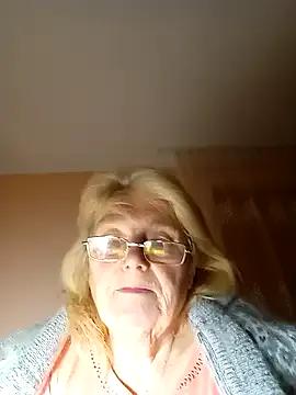 AmyLove353 from StripChat is Freechat