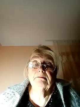 AmyLove353 from StripChat is Freechat