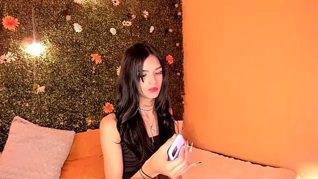 ana_danielaa from StripChat