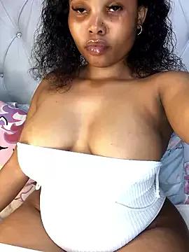 Anaelle25 from StripChat