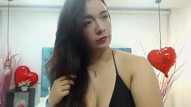AnaGerald from StripChat is Freechat