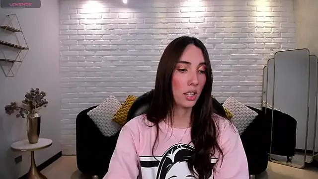 AnaisNin from StripChat