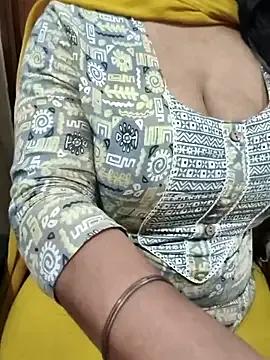 Anamika_Kapoor from StripChat
