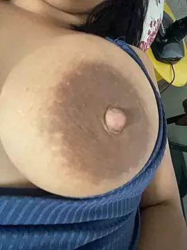 ananaliz0 from StripChat