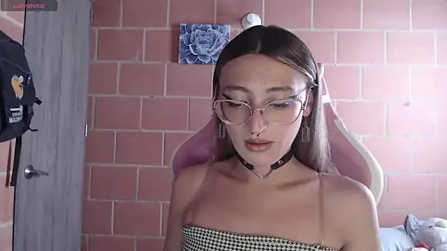 Andrea_camilaaa from StripChat is Freechat