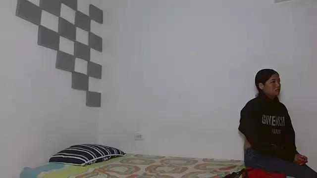 andrea_terhot from StripChat is Freechat