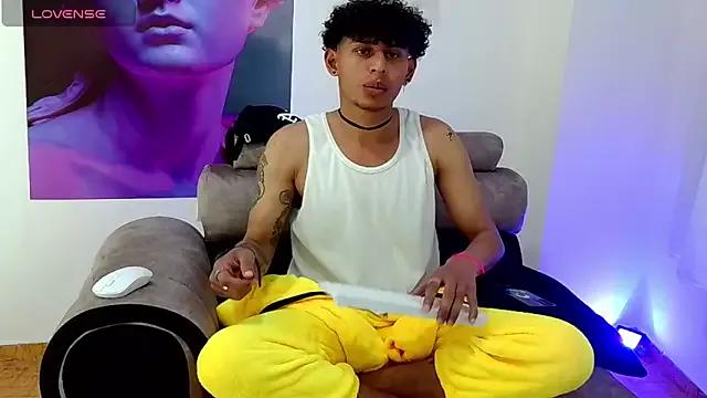 Andrew_blackfire from StripChat is Freechat