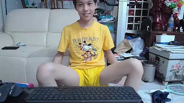 andrewooi from StripChat