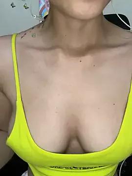 AngelBabyyxx from StripChat is Freechat