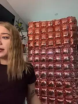 AngellnSilk from StripChat is Freechat