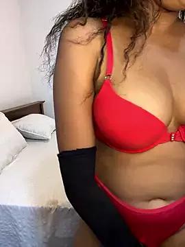 angelwavy from StripChat is Freechat