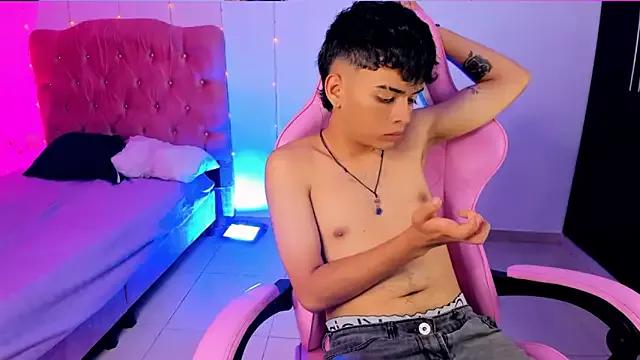 angelyoung18 from StripChat is Freechat