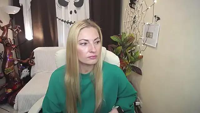 AnitaBlommby from StripChat is Freechat