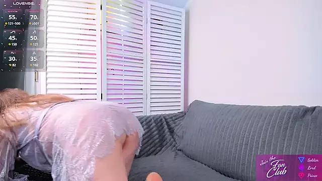 anna_bones from StripChat