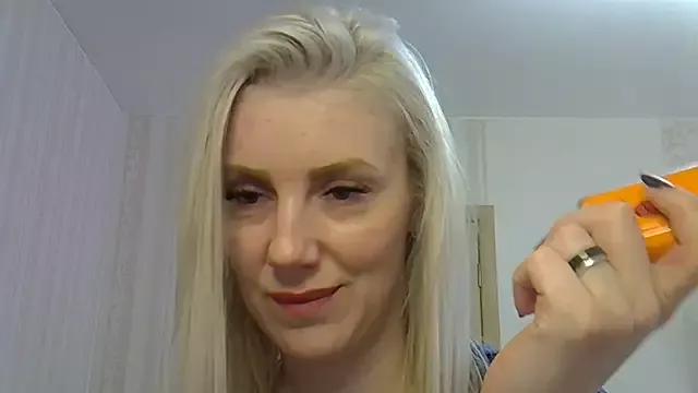 anna_shark77 from StripChat