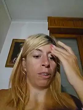 Annarella_Pika from StripChat