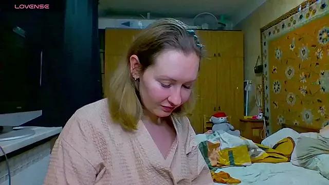 AnnaXLovers from StripChat