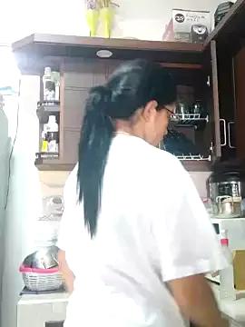 ANNEDUDLEY18 from StripChat