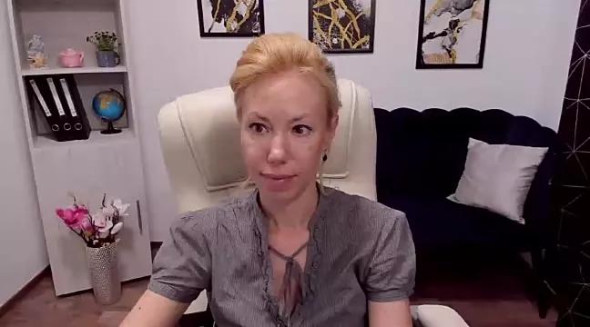 AnneLeex from StripChat