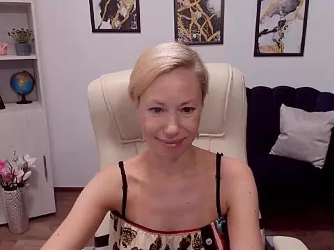 AnneLeex from StripChat