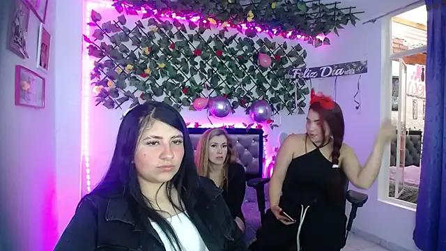 annia_1998 from StripChat is Freechat