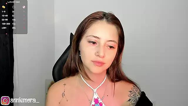 annie_mora from StripChat