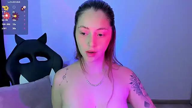 annie_mora from StripChat