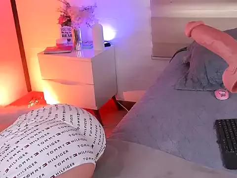 AnniFox from StripChat