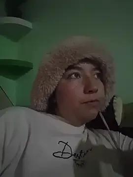 annyaparis from StripChat is Freechat