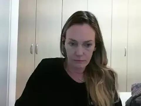 Annylove1 from StripChat