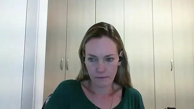 Annylove1 from StripChat