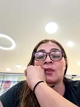 AntonellaVioleta from StripChat is Freechat