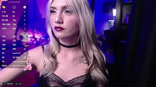 anya_starlight from StripChat is Freechat