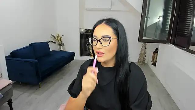 AnyaEvy from StripChat is Freechat