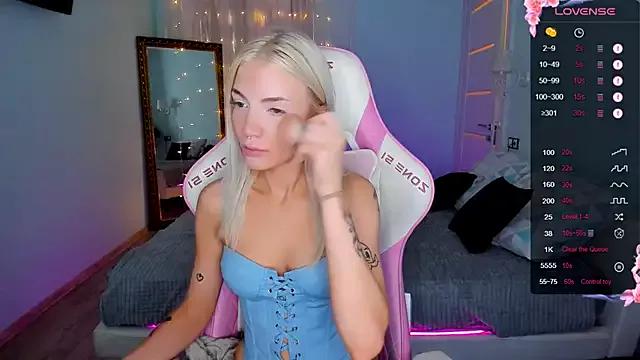 Checkout girls naked models with similar nickname. Cute sexy Free Models.