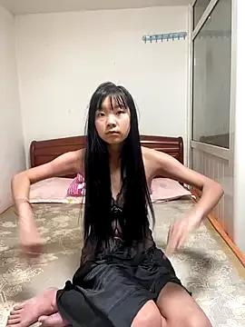 aomimibaby from StripChat is Freechat