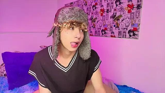 apolo_dreams from StripChat is Freechat