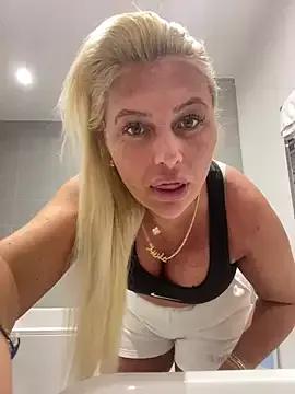 Arabellalee23 from StripChat