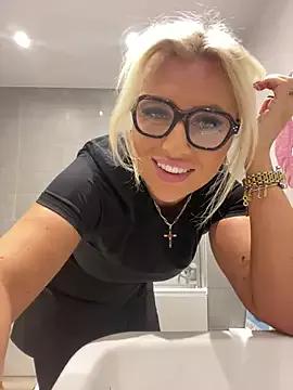 Arabellalee23 from StripChat