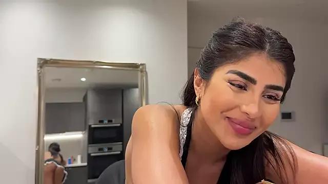 ArabicBarbie from StripChat