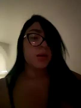 Aria_Laurent from StripChat is Freechat