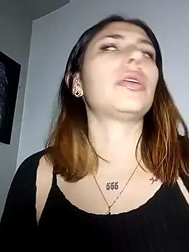 AriaBliss- from StripChat is Freechat