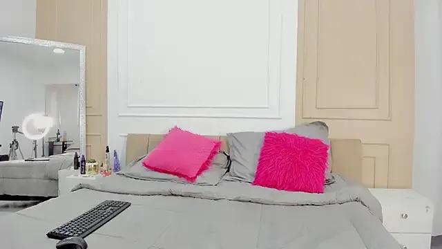 AriaMorena_ from StripChat is Freechat