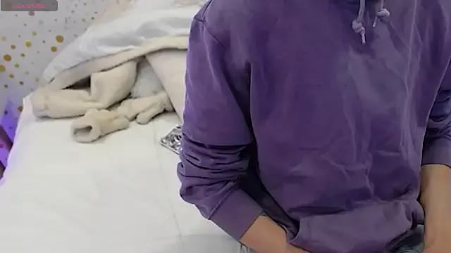 ArianaSantana from StripChat