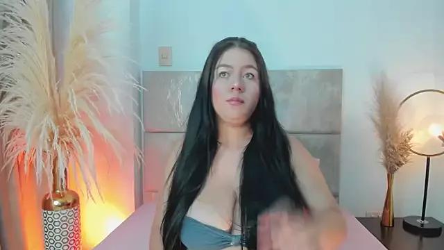 AriaSkyy_ from StripChat