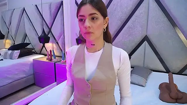 AriaWillss on StripChat 