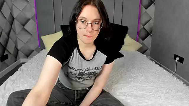 Aris_foxx from StripChat