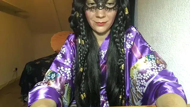 Aromaloveqq from StripChat is Freechat