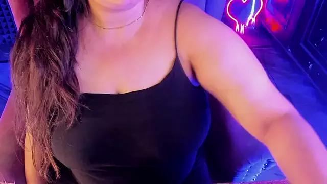 AroohiSehgal from StripChat