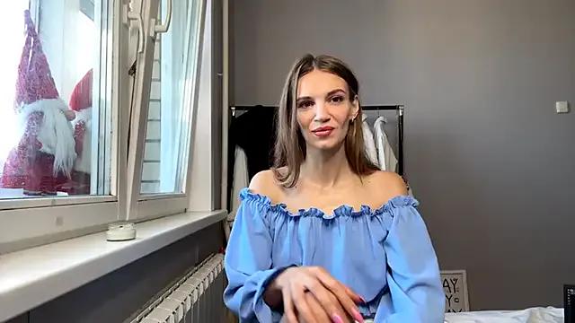 ArtiBabyTifa from StripChat is Freechat
